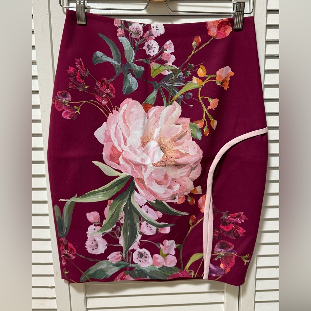 Ted Baker floral skirt size: 1 (small)